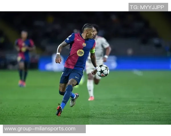 火星撞地球巴黎官推发布巴萨欧冠之夜海报引发热议 火星撞地球巴黎官推发布巴萨欧冠之夜海报引发热议