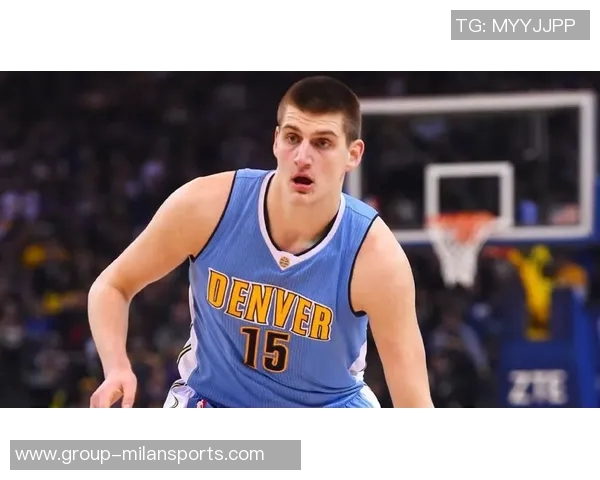 杨瀚森:具备约基奇进攻潜力需在比赛中展现自我 杨瀚森:具备约基奇进攻潜力需在比赛中展现自我