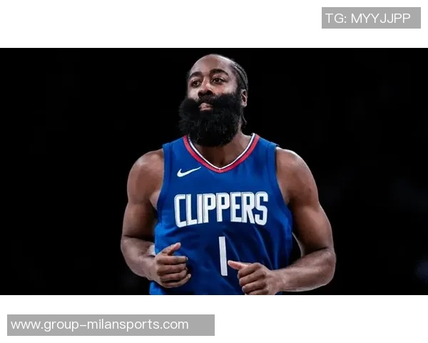 哈登全力追逐季后赛梦想小卡何时才能摆脱观赛生活